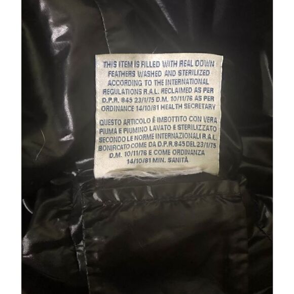 Moncler Women's Waist Length Puffer with Wool Sweater Details - Picture 10 of 12